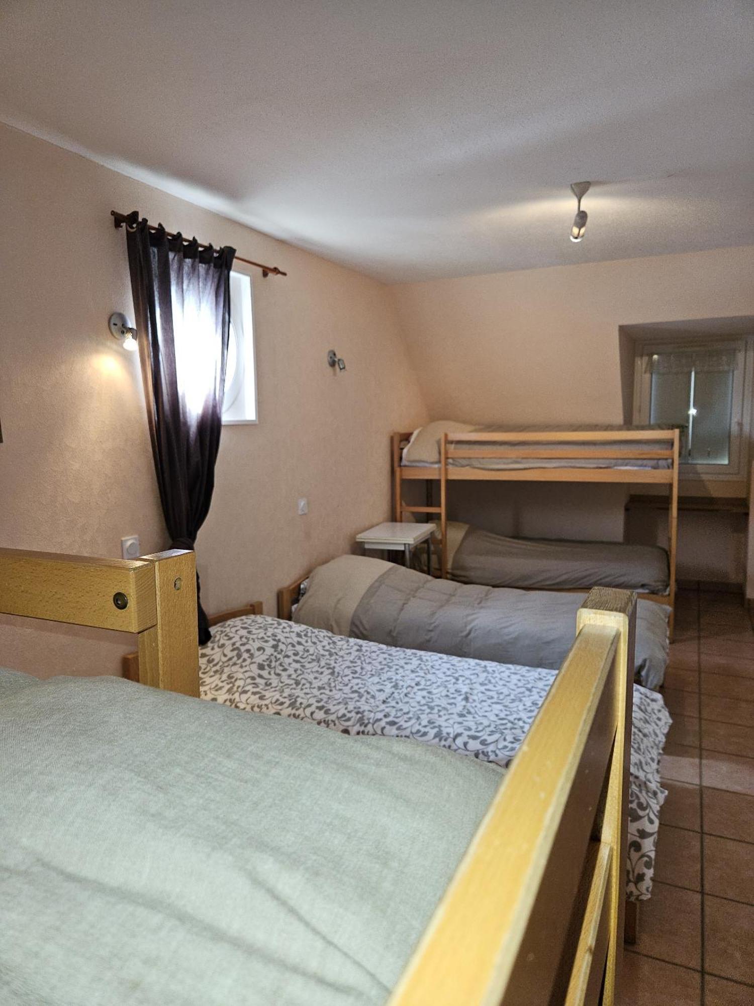 Gite De Pailherols Habitación foto