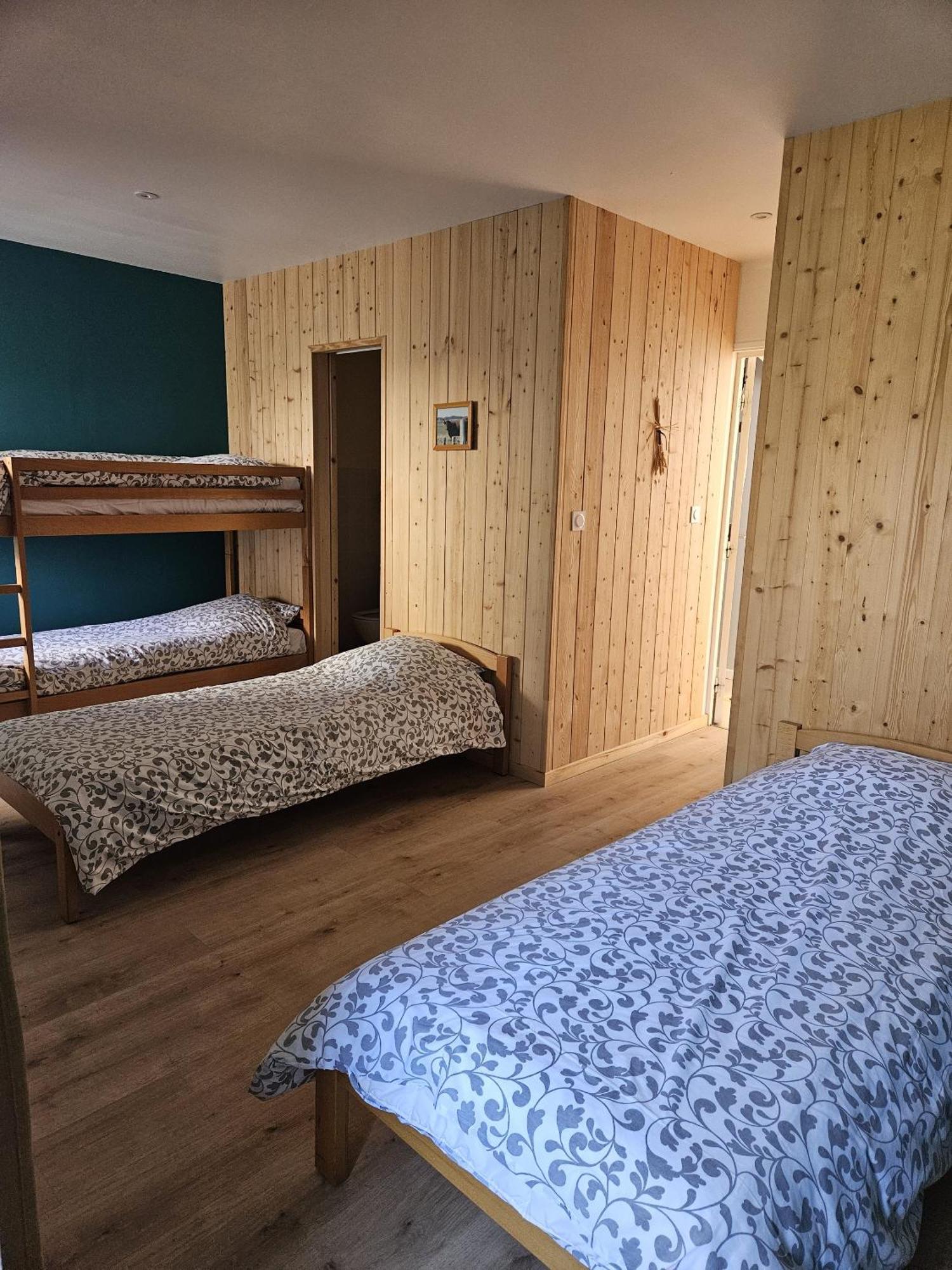 Gite De Pailherols Habitación foto