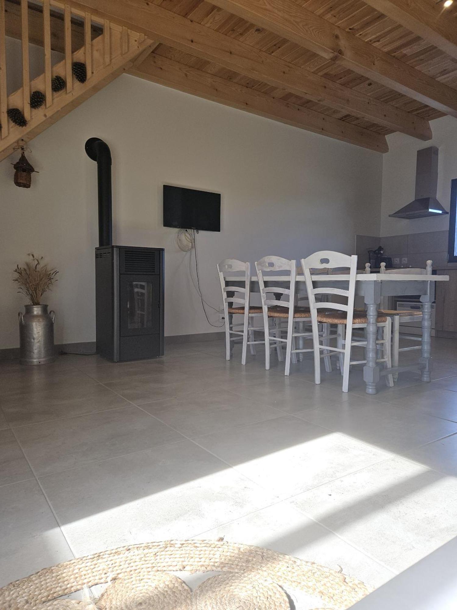 Gite De Pailherols Habitación foto