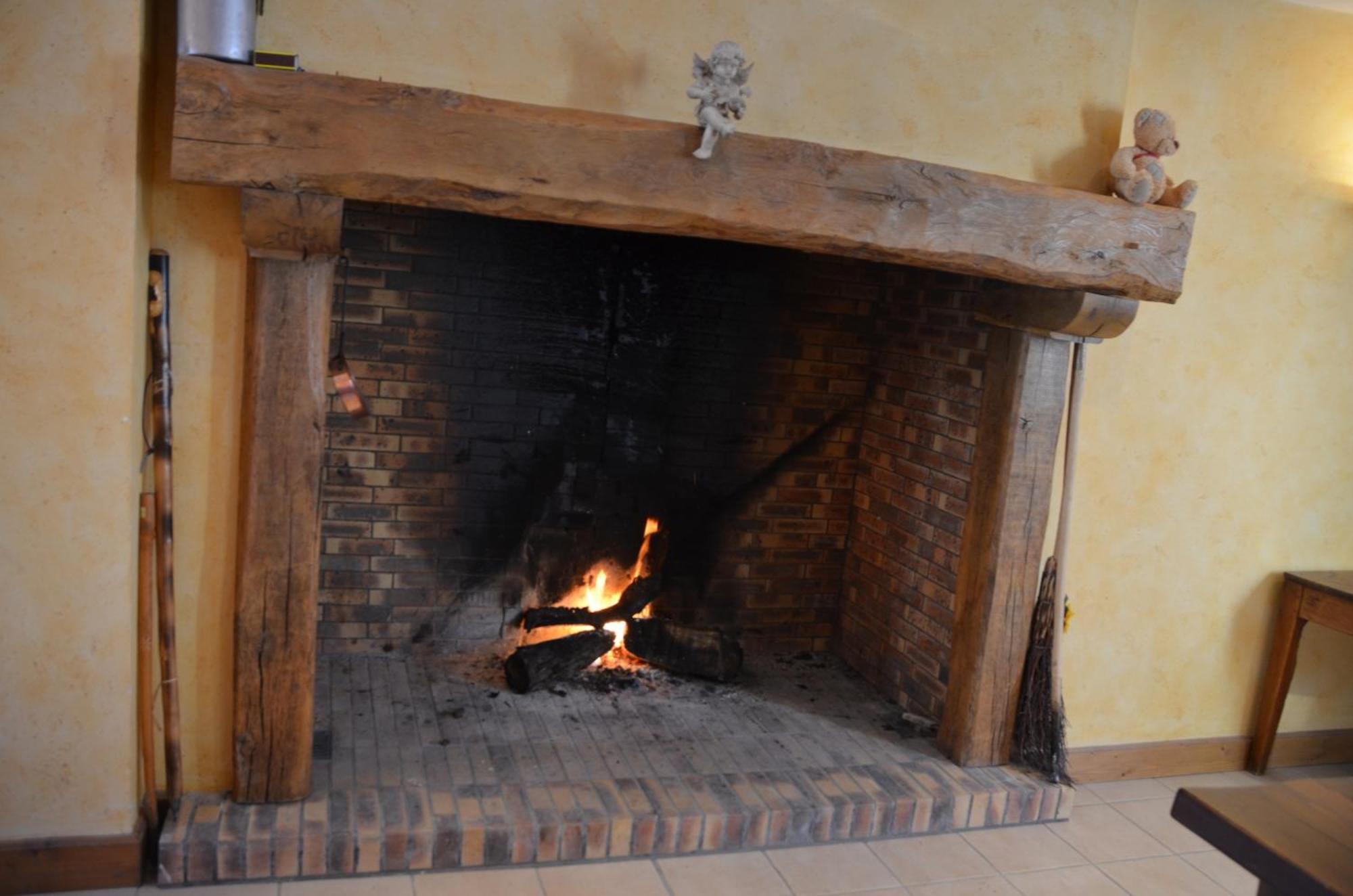 Gite De Pailherols Habitación foto